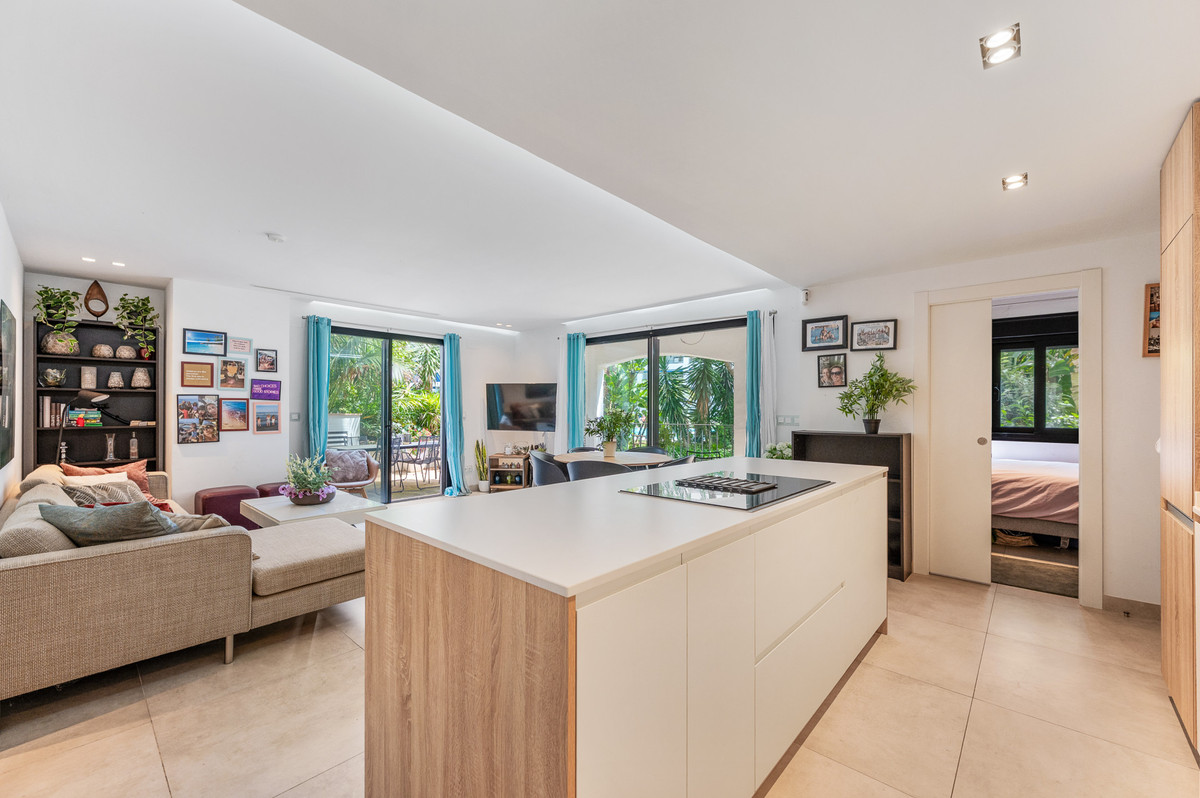 3 Bedroom Apartment in Marbella