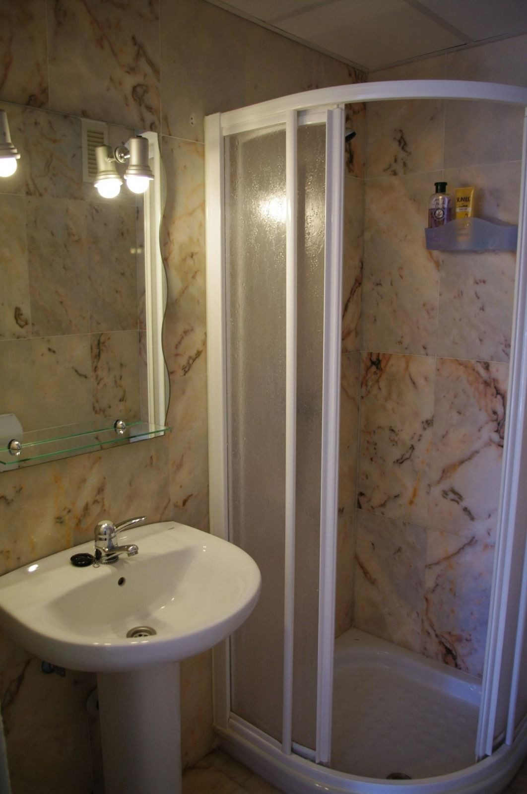 2 Bedroom Apartment in Mijas - Photo 13