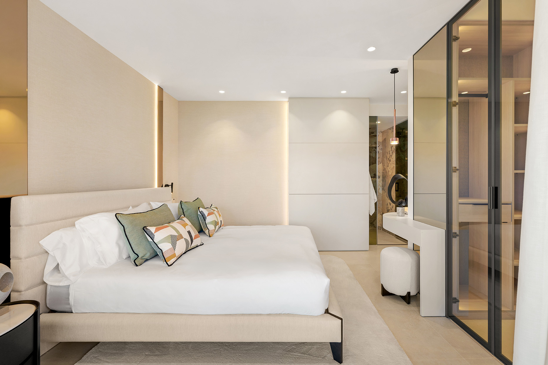 3 Bedroom Apartment in Estepona - Photo 14