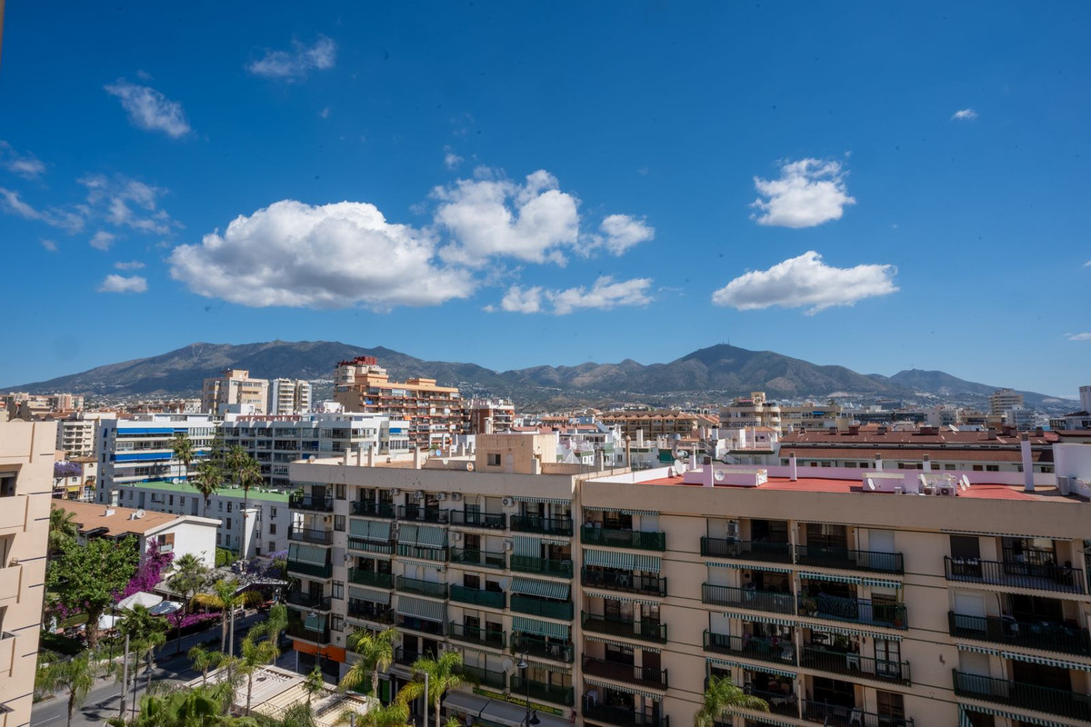 2 Bedroom Apartment in Fuengirola - Photo 24