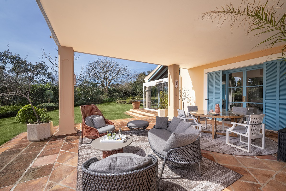 5 Bedroom Villa in San Roque - Photo 32