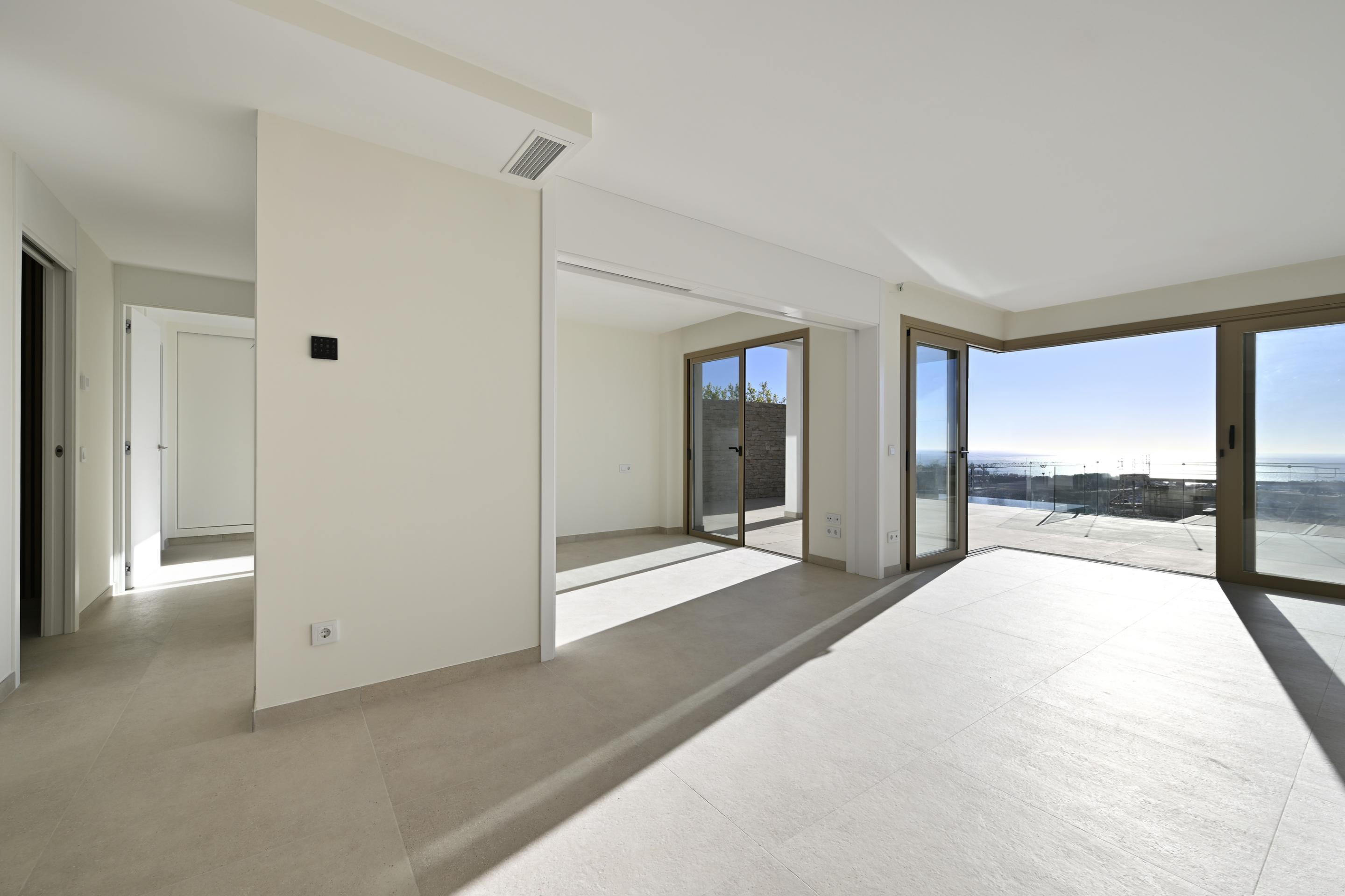 2 Bedroom Apartment in Mijas - Photo 16