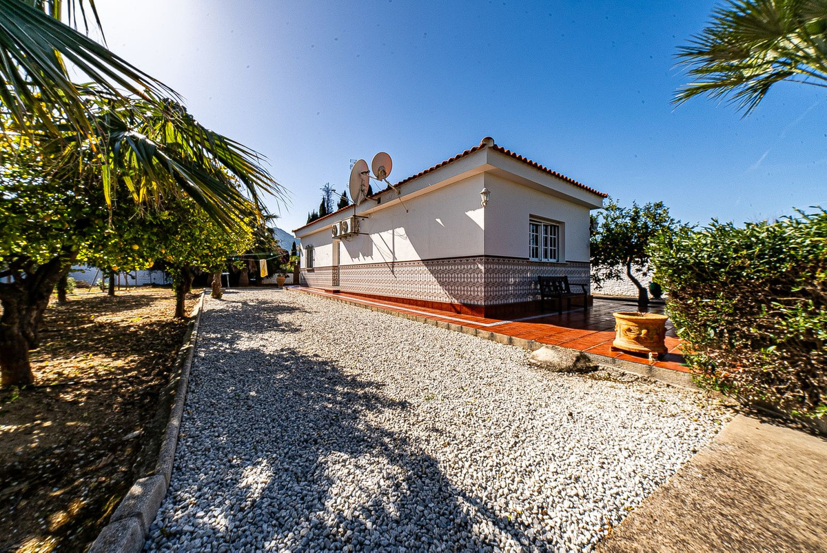 5 Bedroom Villa in Alhaurín de la Torre - Photo 65