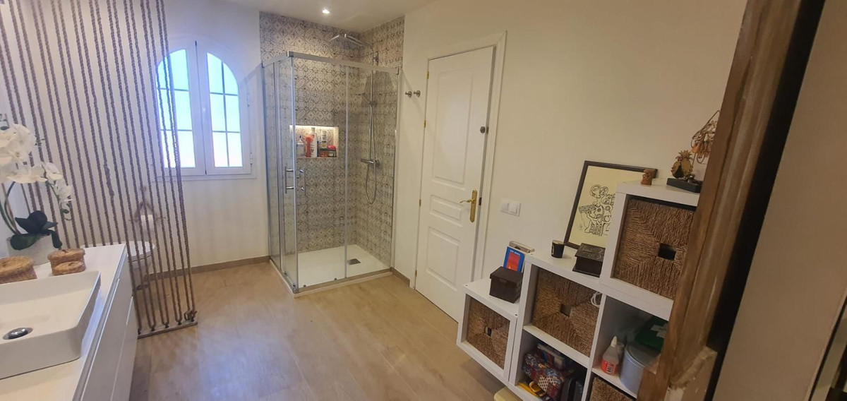 4 Bedroom Villa in Marbella - Foto 15