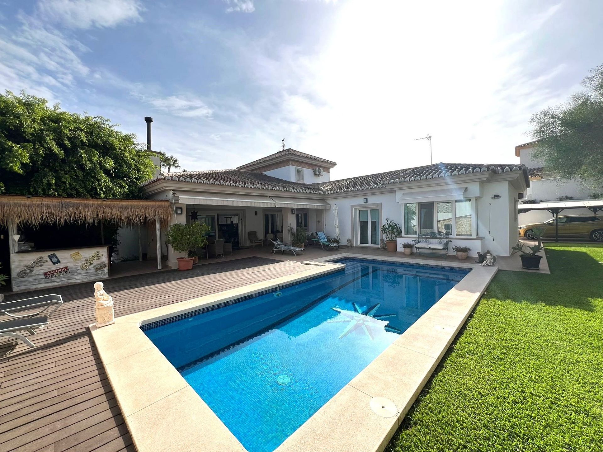 6 Bedroom Villa in Mijas - Photo 4
