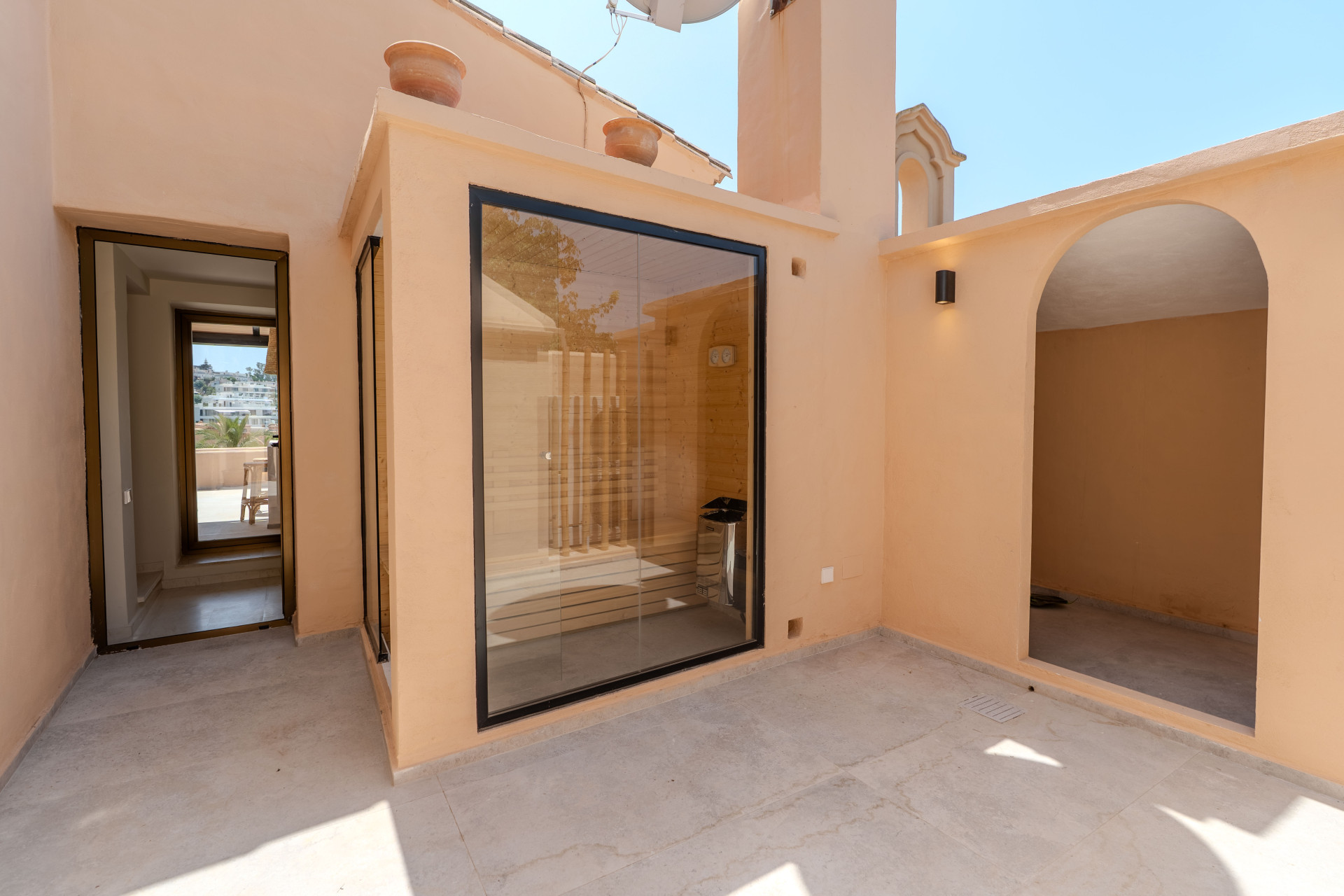 3 Bedroom Apartment in Estepona - Photo 46