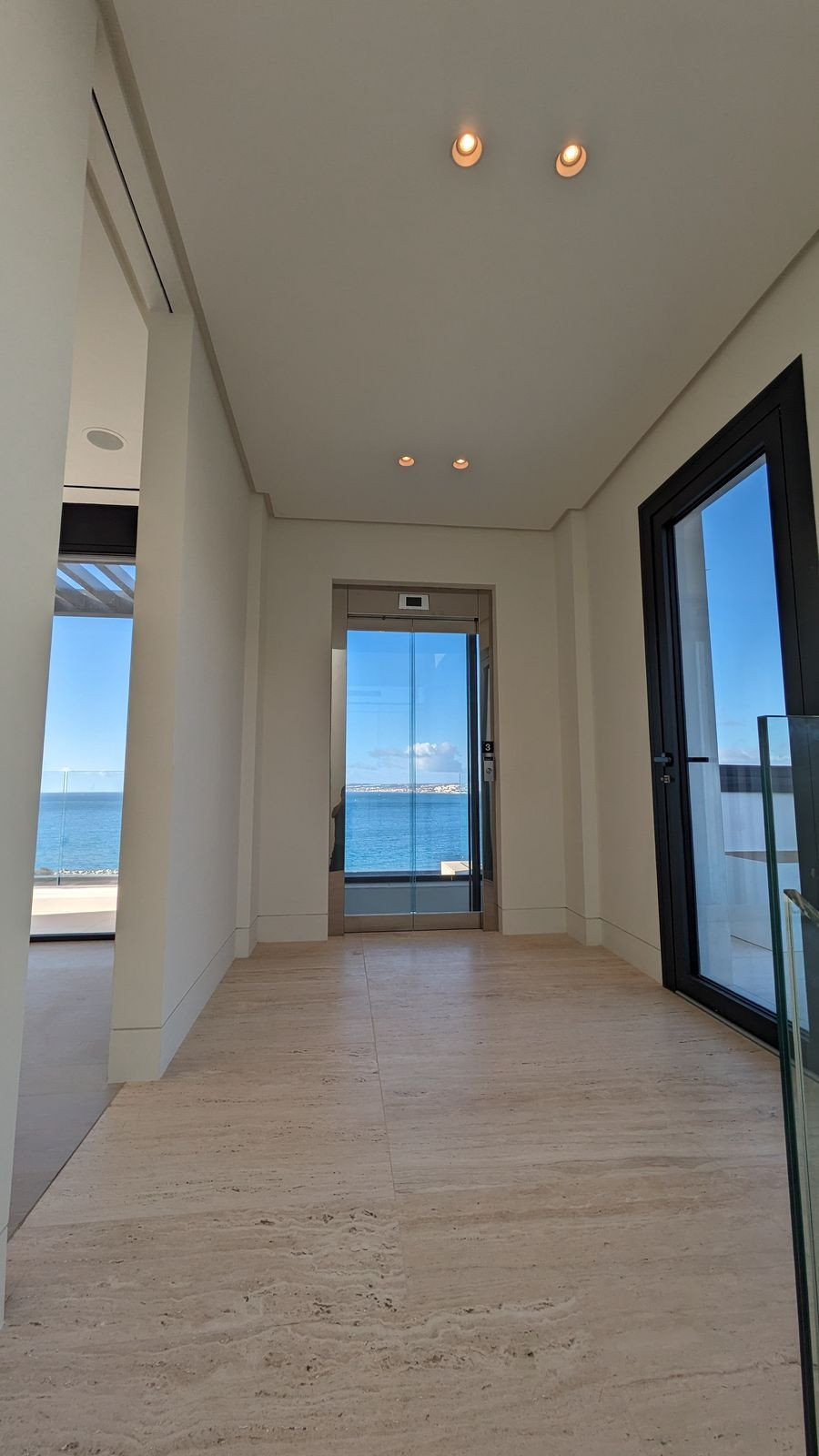 3 Bedroom Penthouse in Estepona - Photo 21