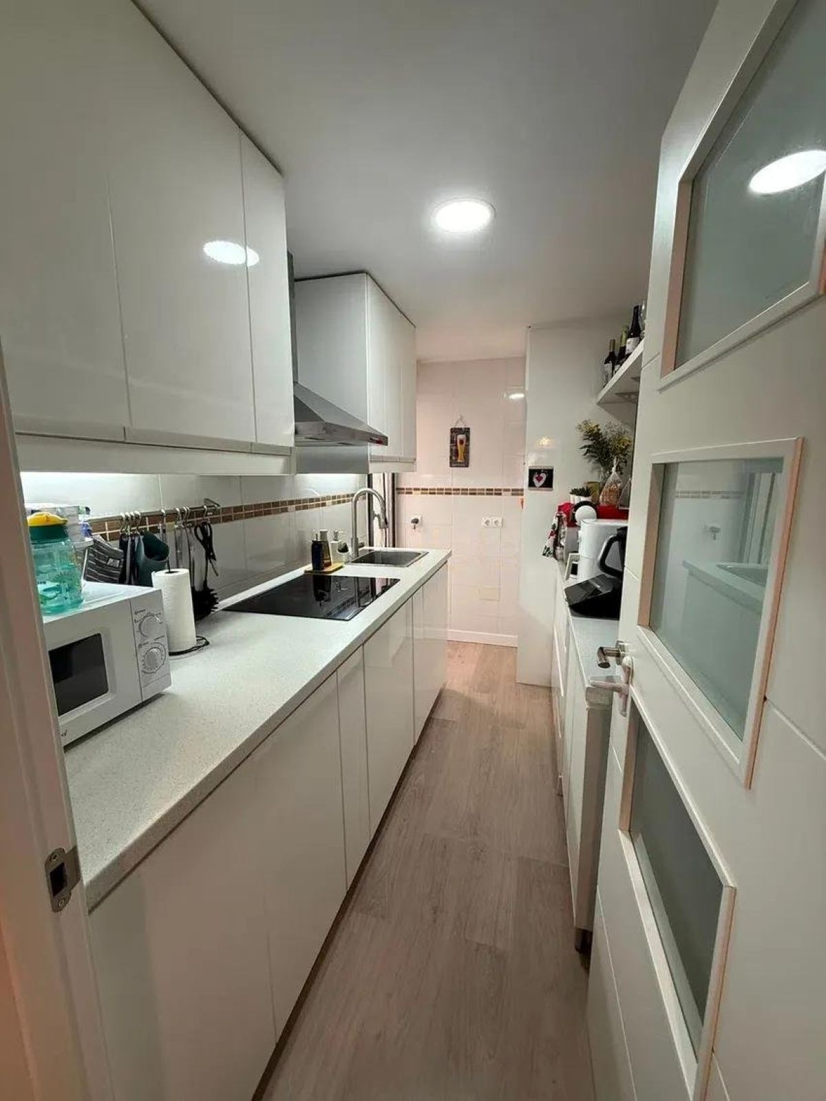 2 Bedroom Apartment in Málaga - Photo 3