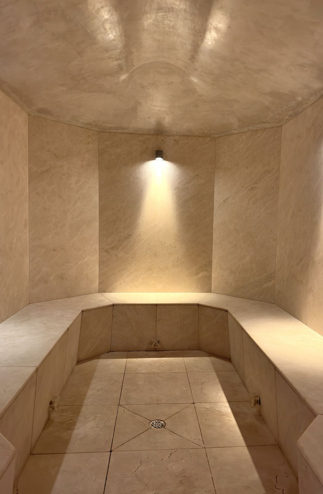 2 Bedroom Apartment in Marbella - Photo 44
