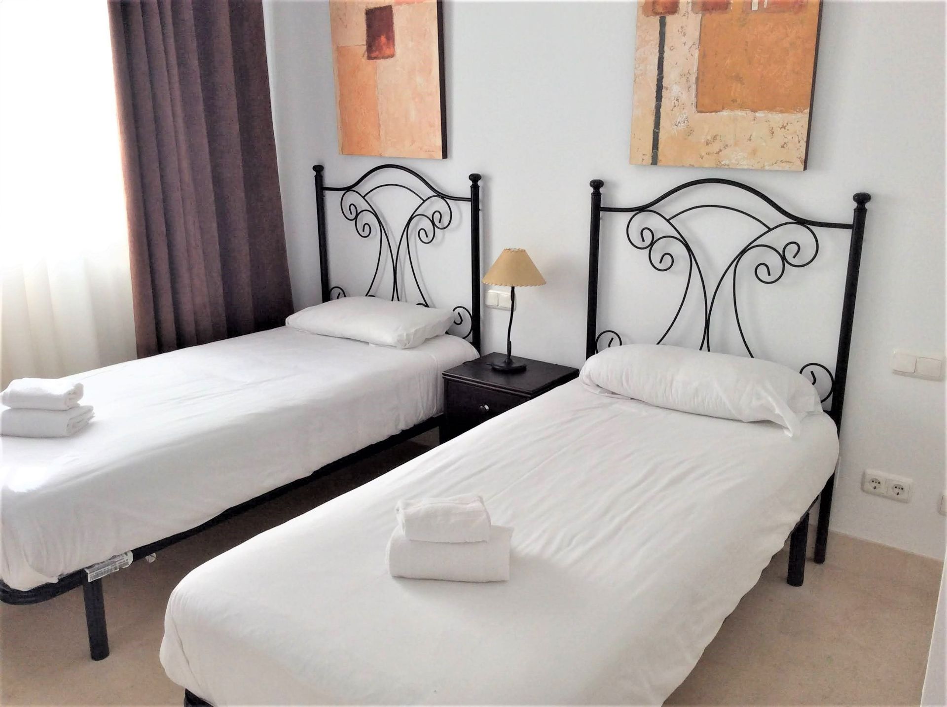 2 Bedroom Apartment in Marbella - Photo 17