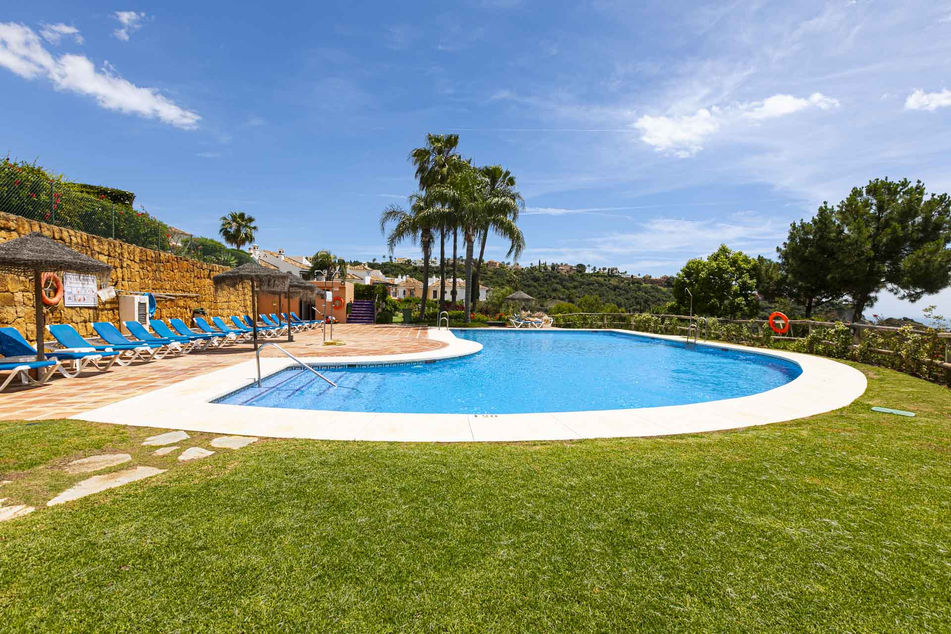 4 Bedroom Townhouse in Benahavís - Foto 47