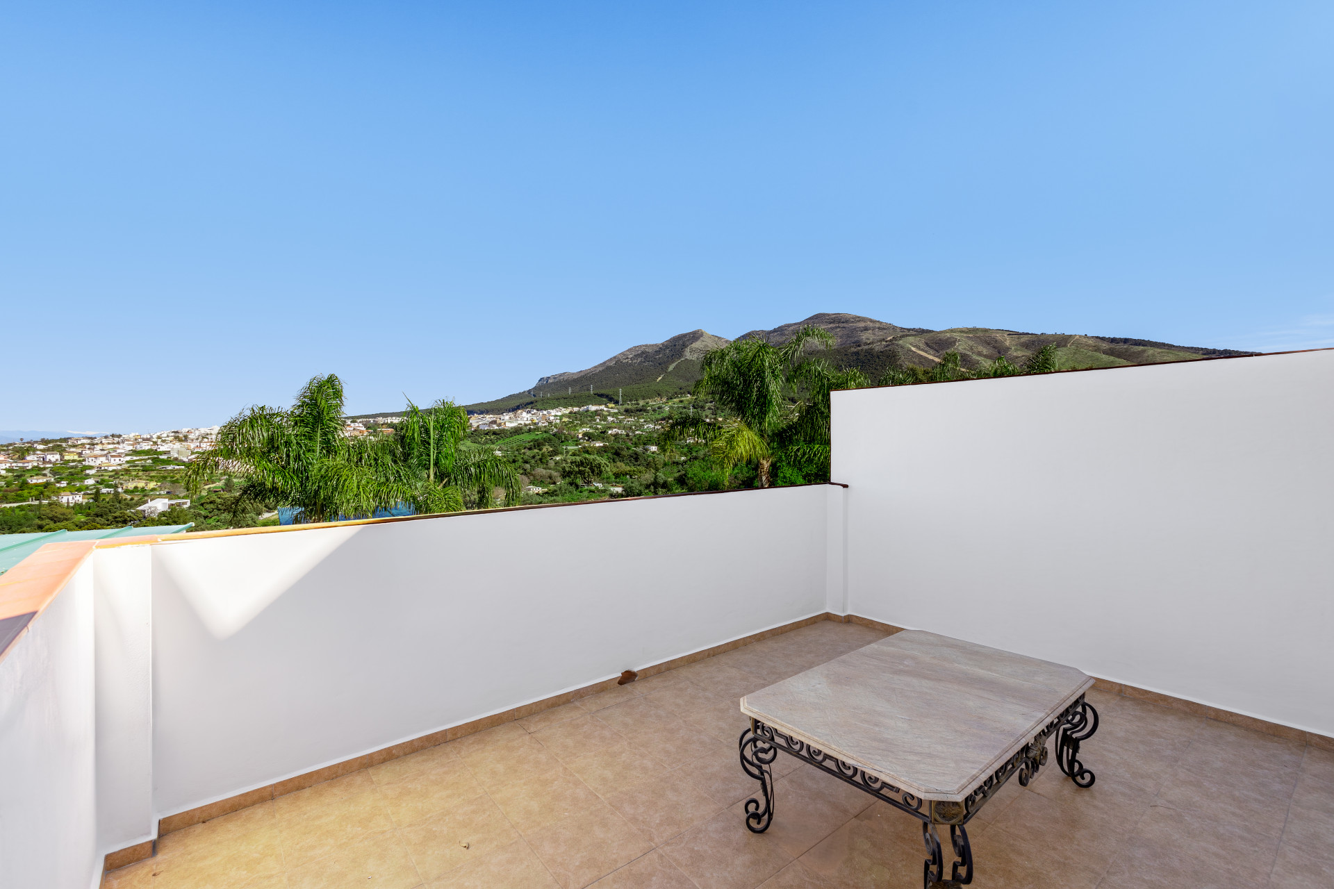 6 Bedroom Country house in Alhaurín el Grande - Photo 40