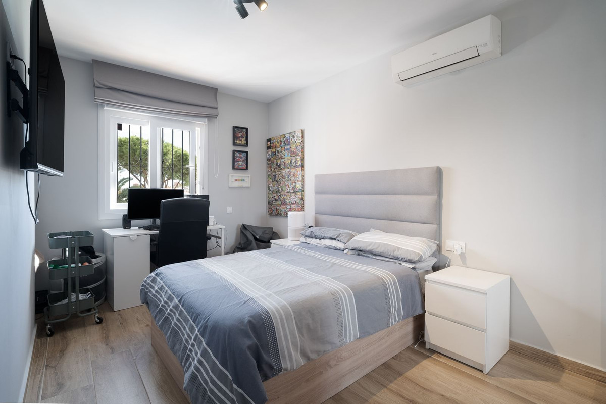 Moradia com 5 quartos com vista mar em Málaga, Espanha – Foto 25