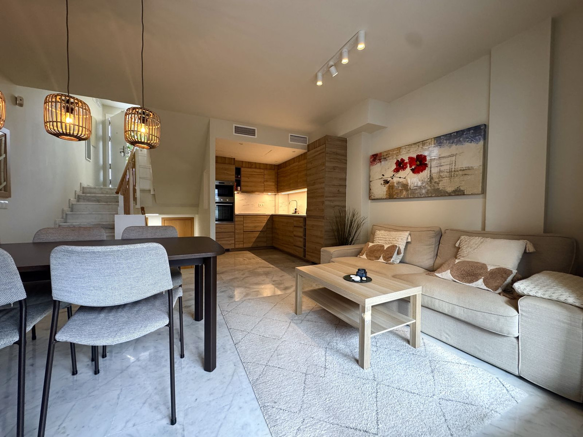 3 Bedroom Townhouse in Mijas - Photo 2