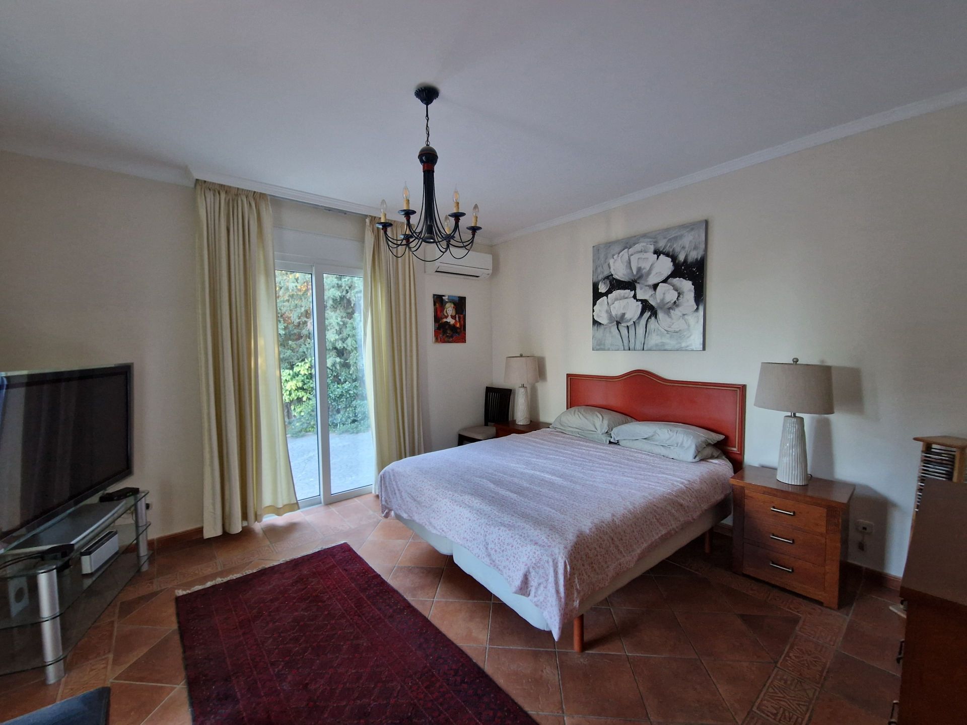 6 Bedroom Villa in Marbella - Photo 16