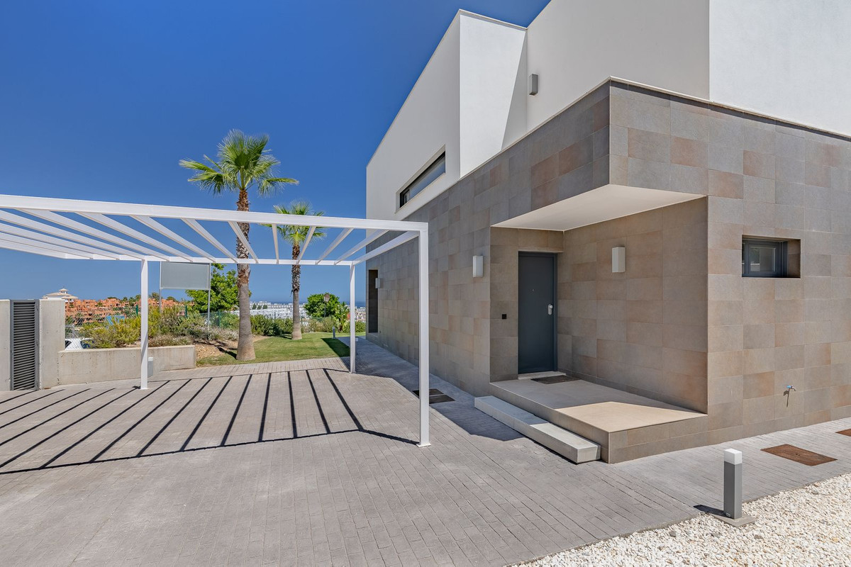 4 Bedroom Villa in Manilva - Photo 25