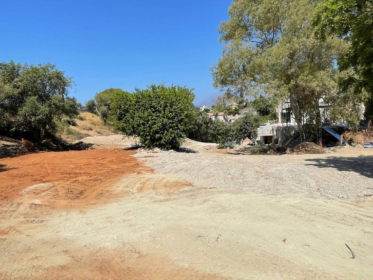 1,023 m² Plot in Marbella - Photo 6