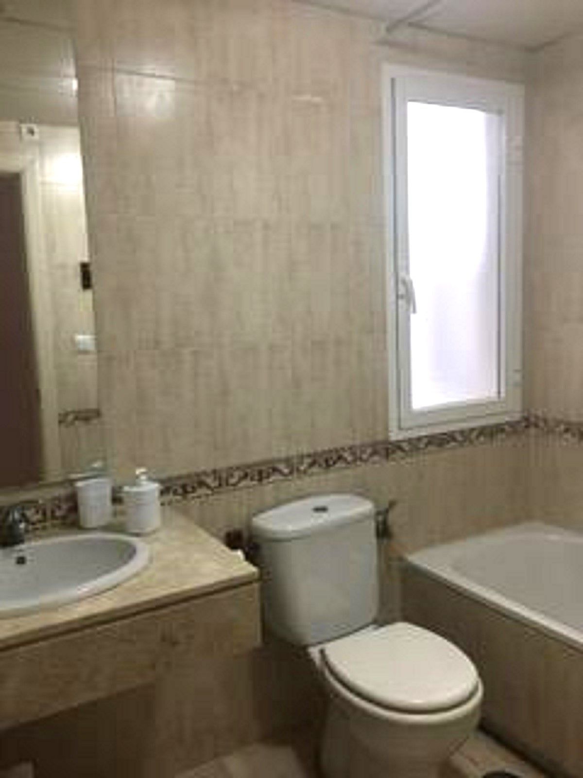 2 Bedroom Apartment in Mijas - Photo 10