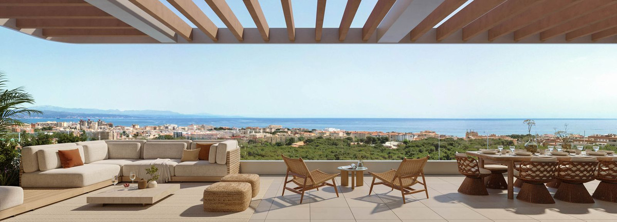3 Bedroom Apartment in Torremolinos - Photo 4