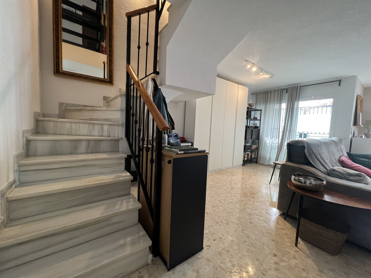 3 Bedroom Townhouse in Benalmádena - Photo 9