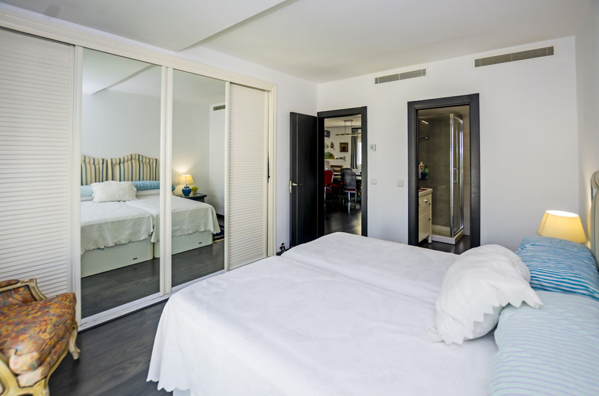 Apartamento com 3 quartos com piscina em Málaga, Espanha – Foto 17