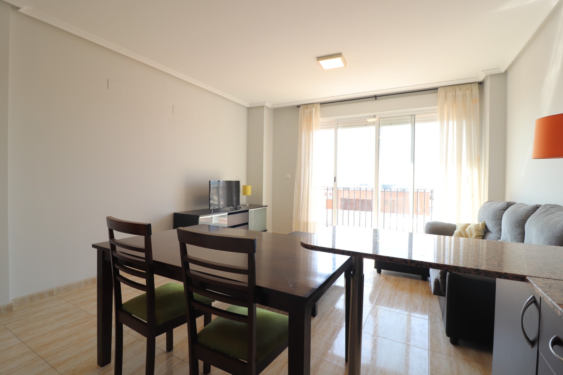 Apartamento com 2 quartos com piscina em Alicante, Espanha – Foto 7