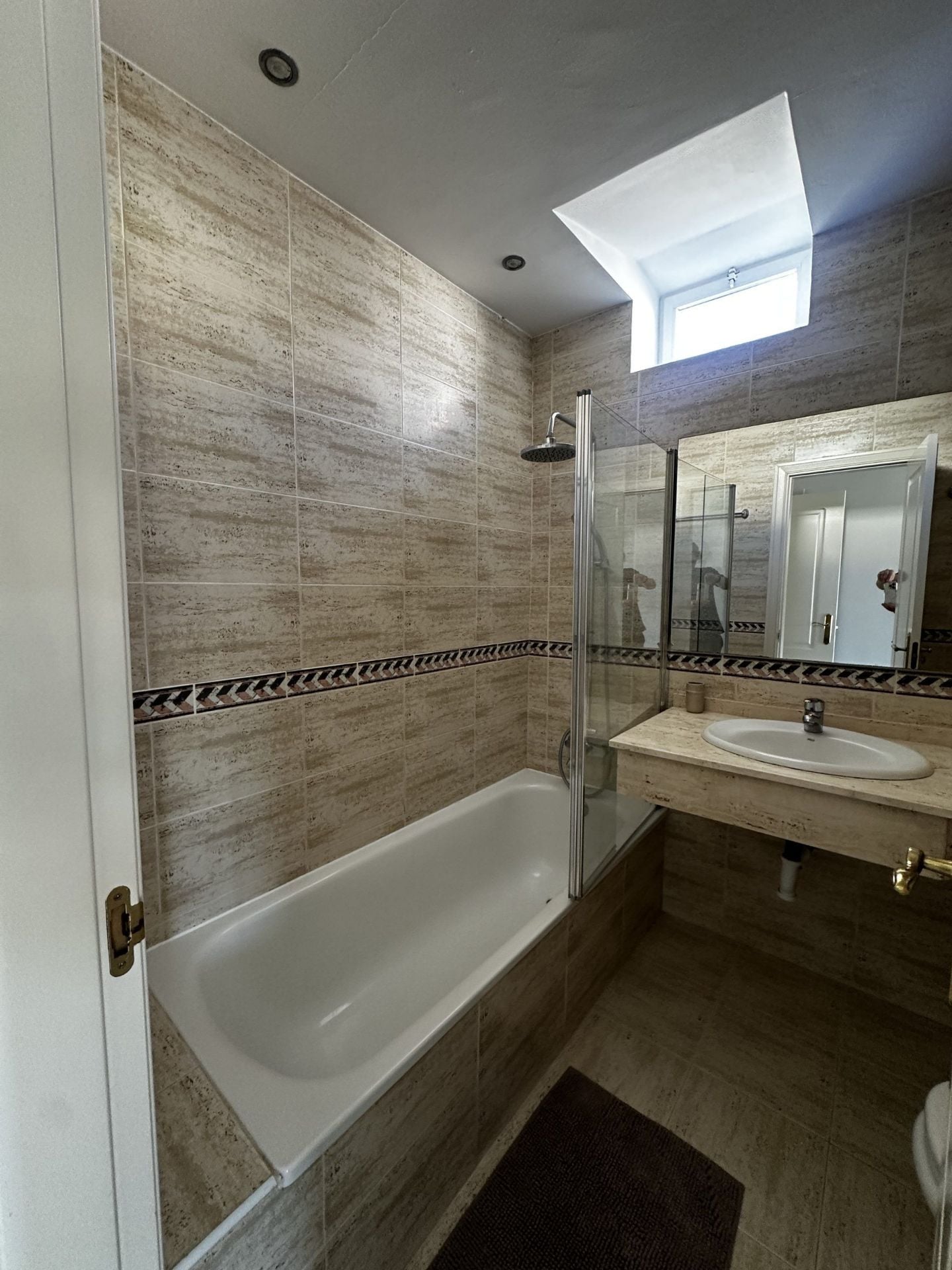 2 Bedroom Apartment in Marbella - Foto 12