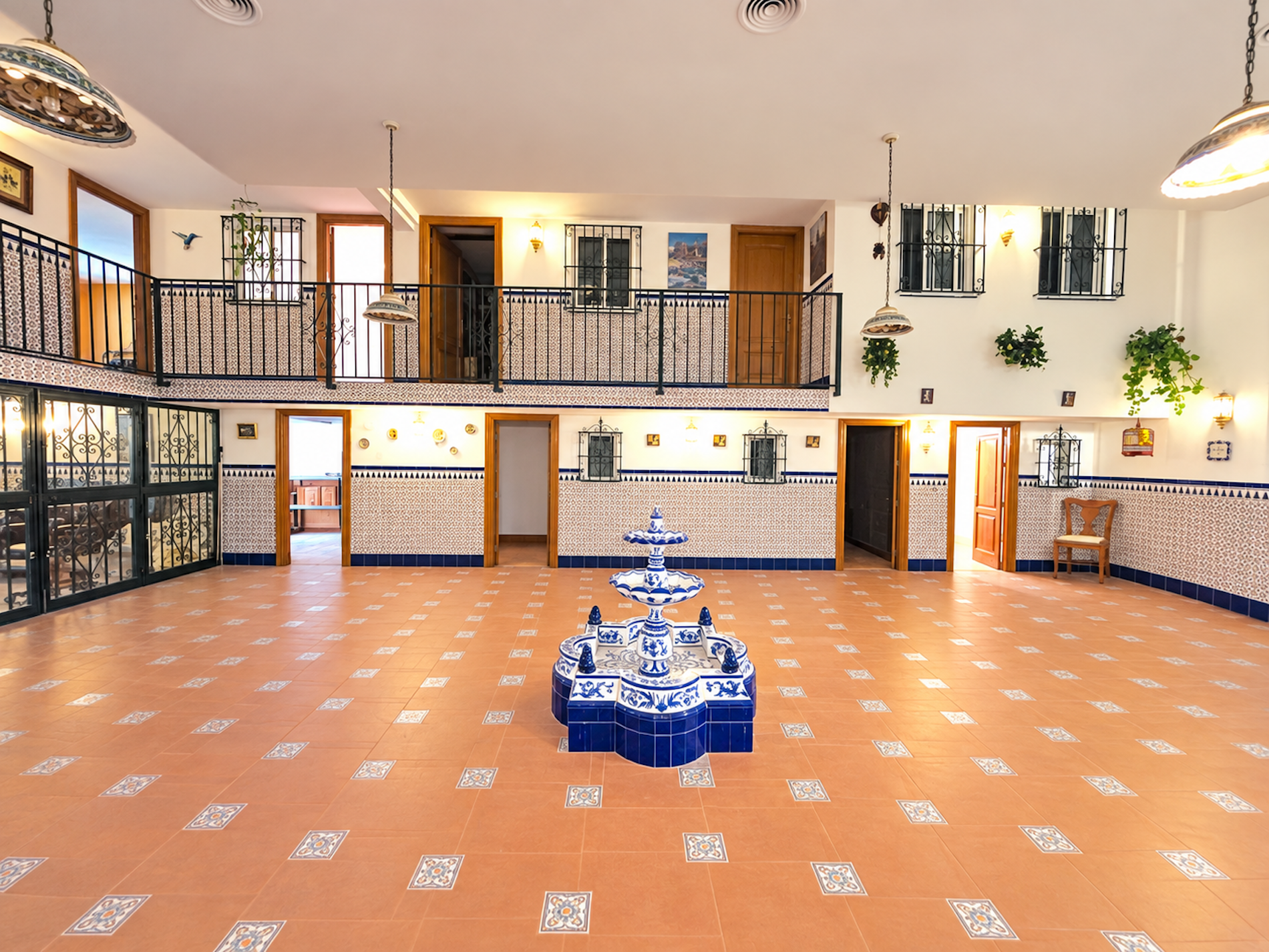 10 Bedroom Villa in Mijas - Photo 24