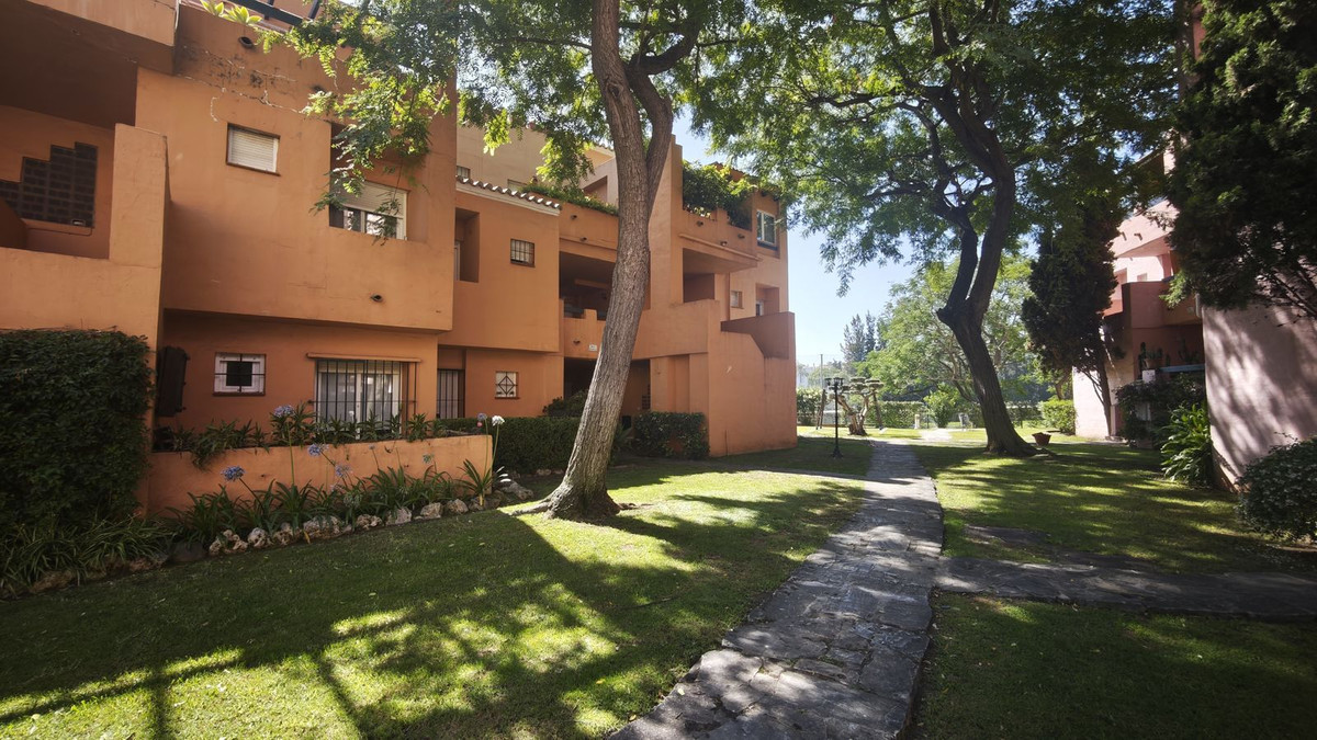 2 Bedroom Apartment in San Pedro de Alcántara