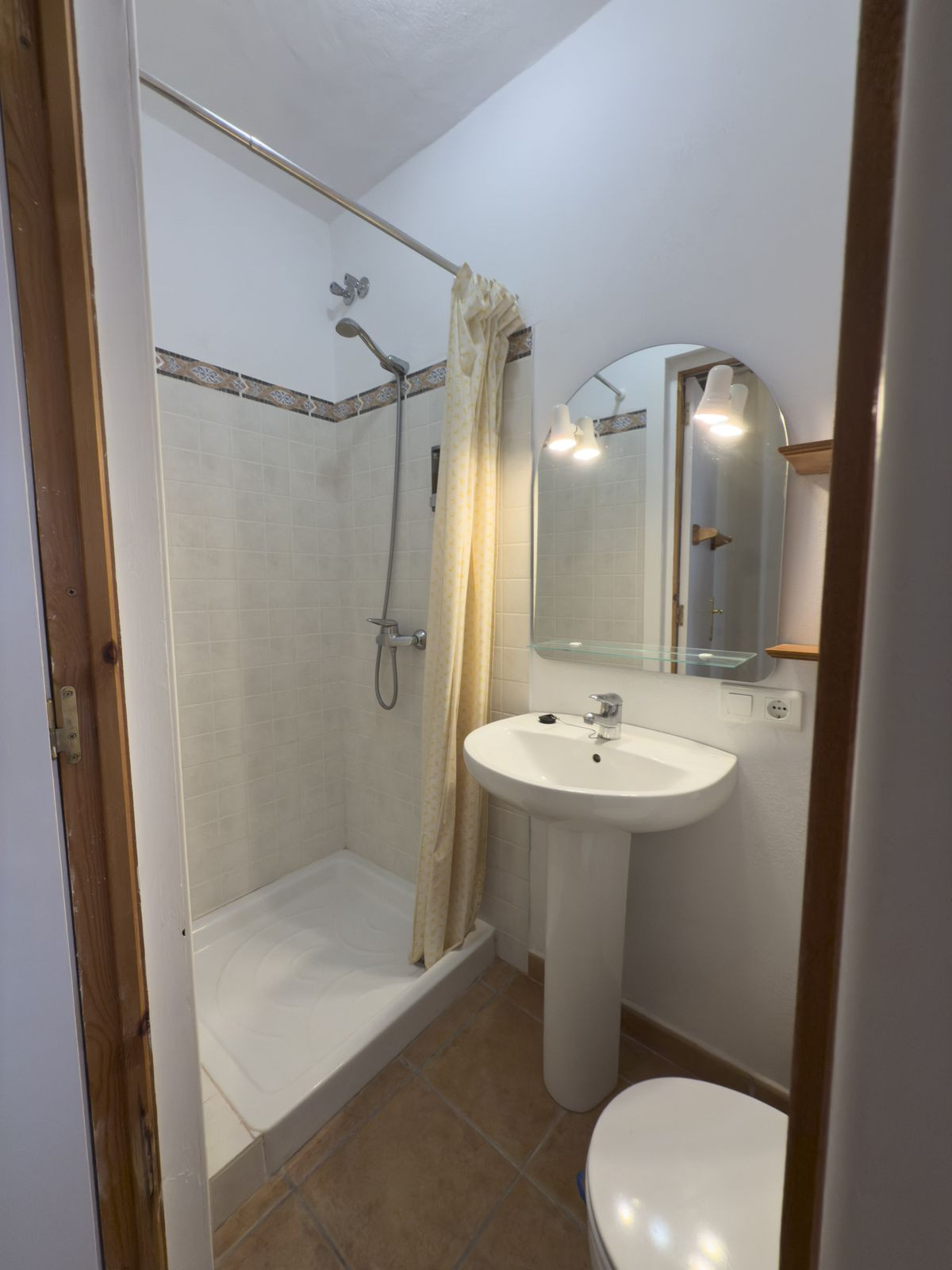 6 Bedroom Townhouse in Tolox - Photo 33