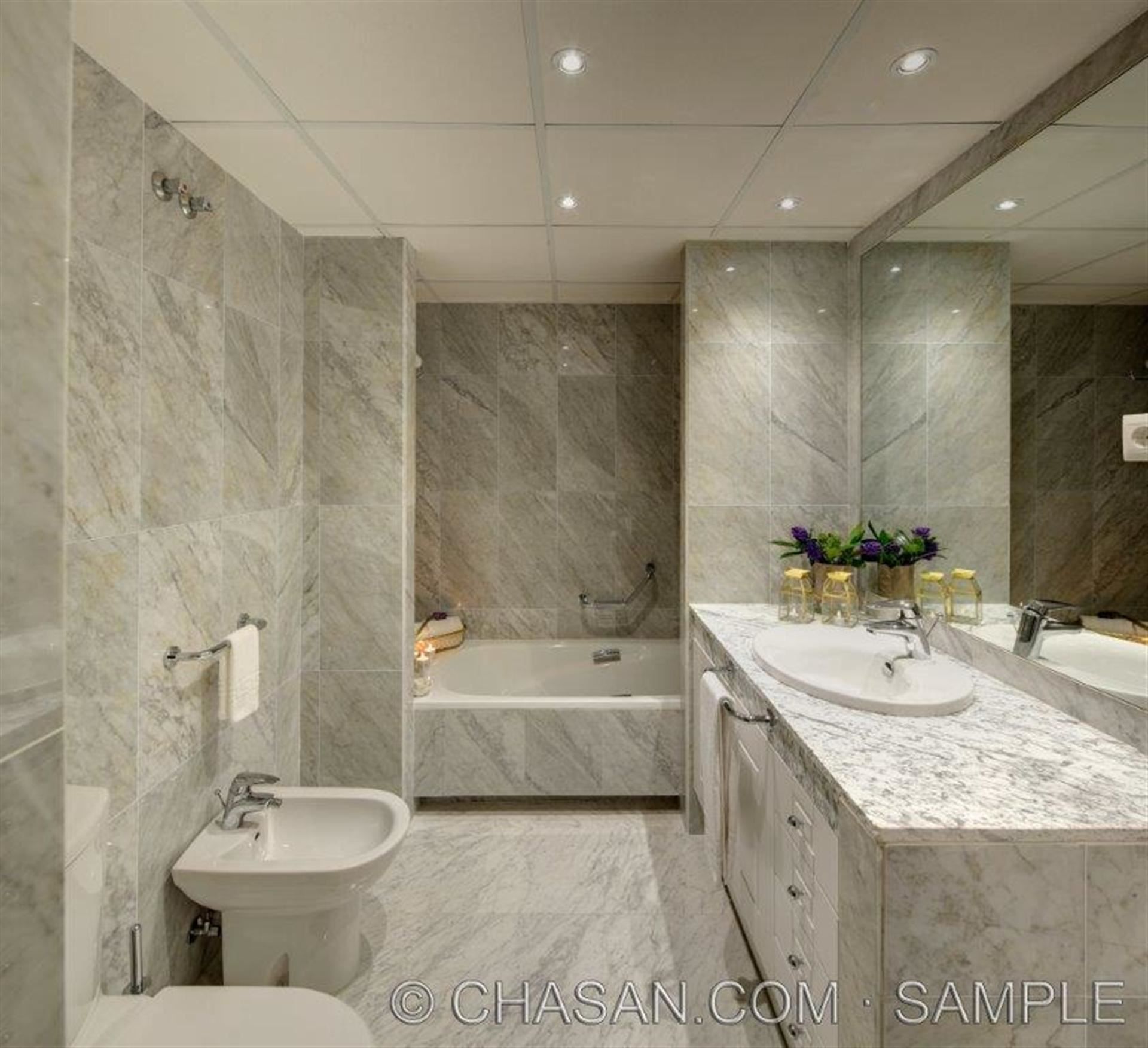 3 Bedroom Apartment in Marbella - Photo 7