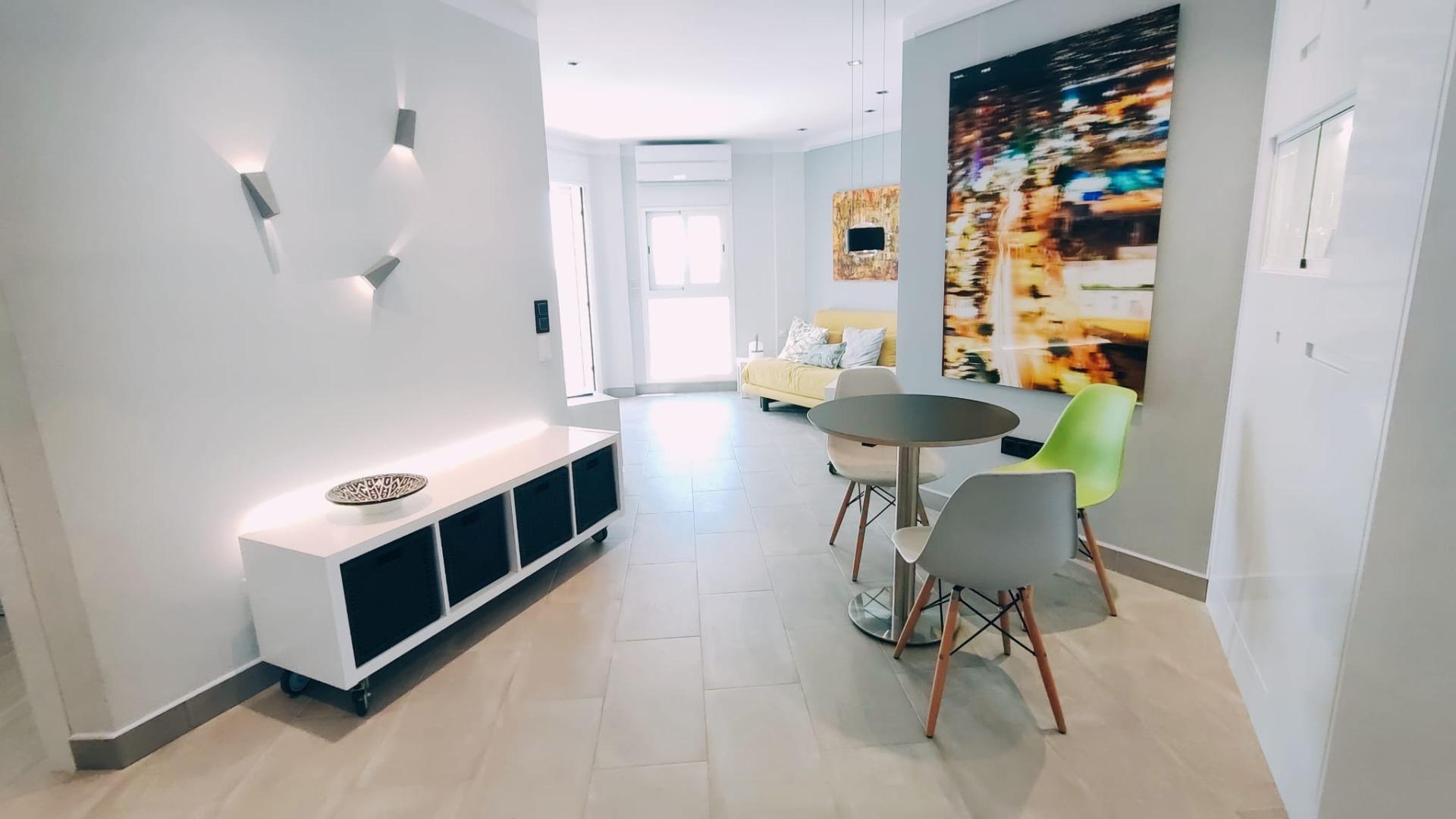 1 Bedroom Apartment in Fuengirola - Photo 20