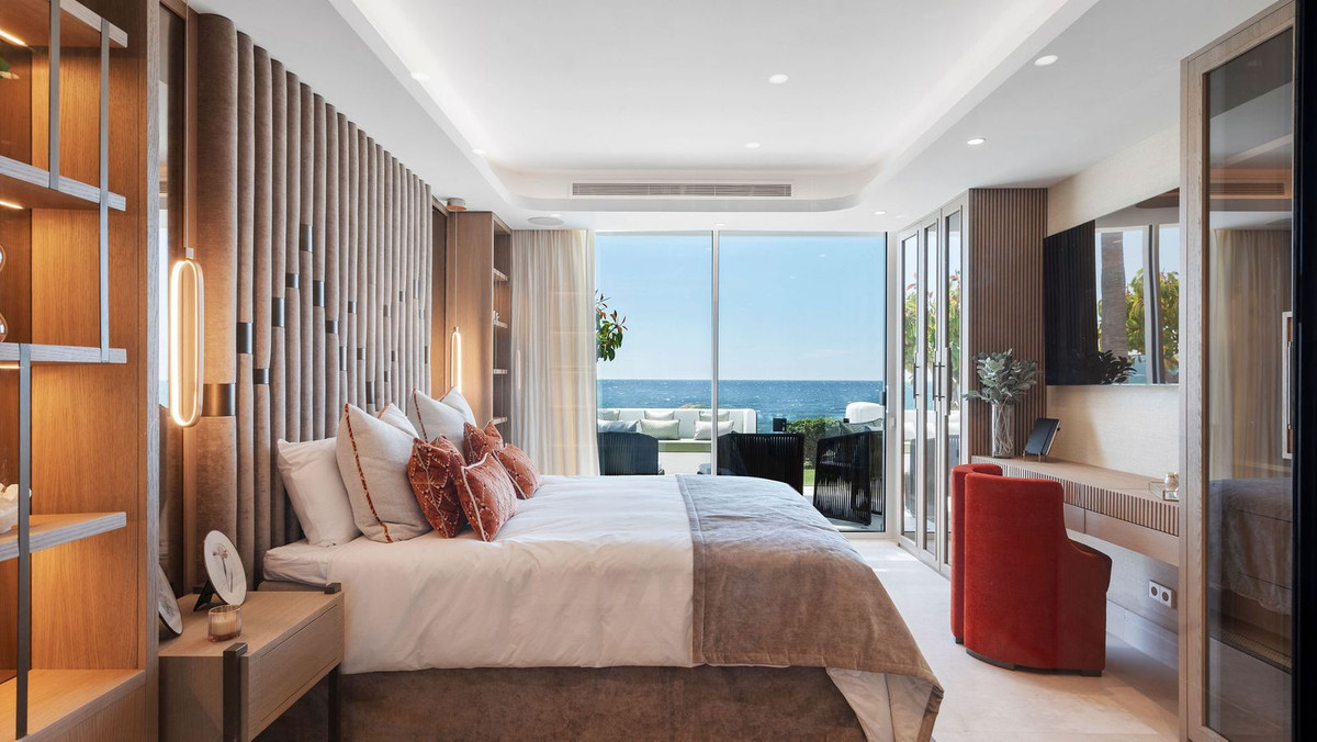 3 Bedroom Apartment in Marbella - Photo 29