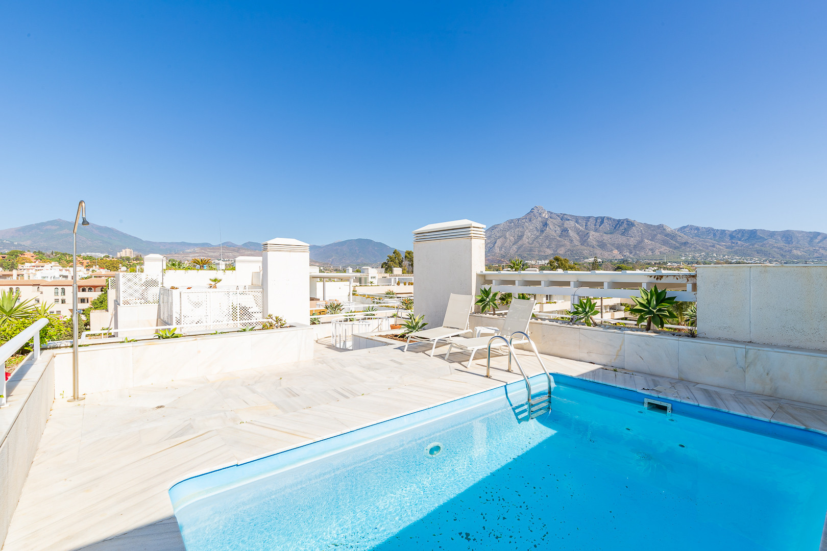 Appartamento con 3 camere vista mare a Malaga, Spagna – Foto 19