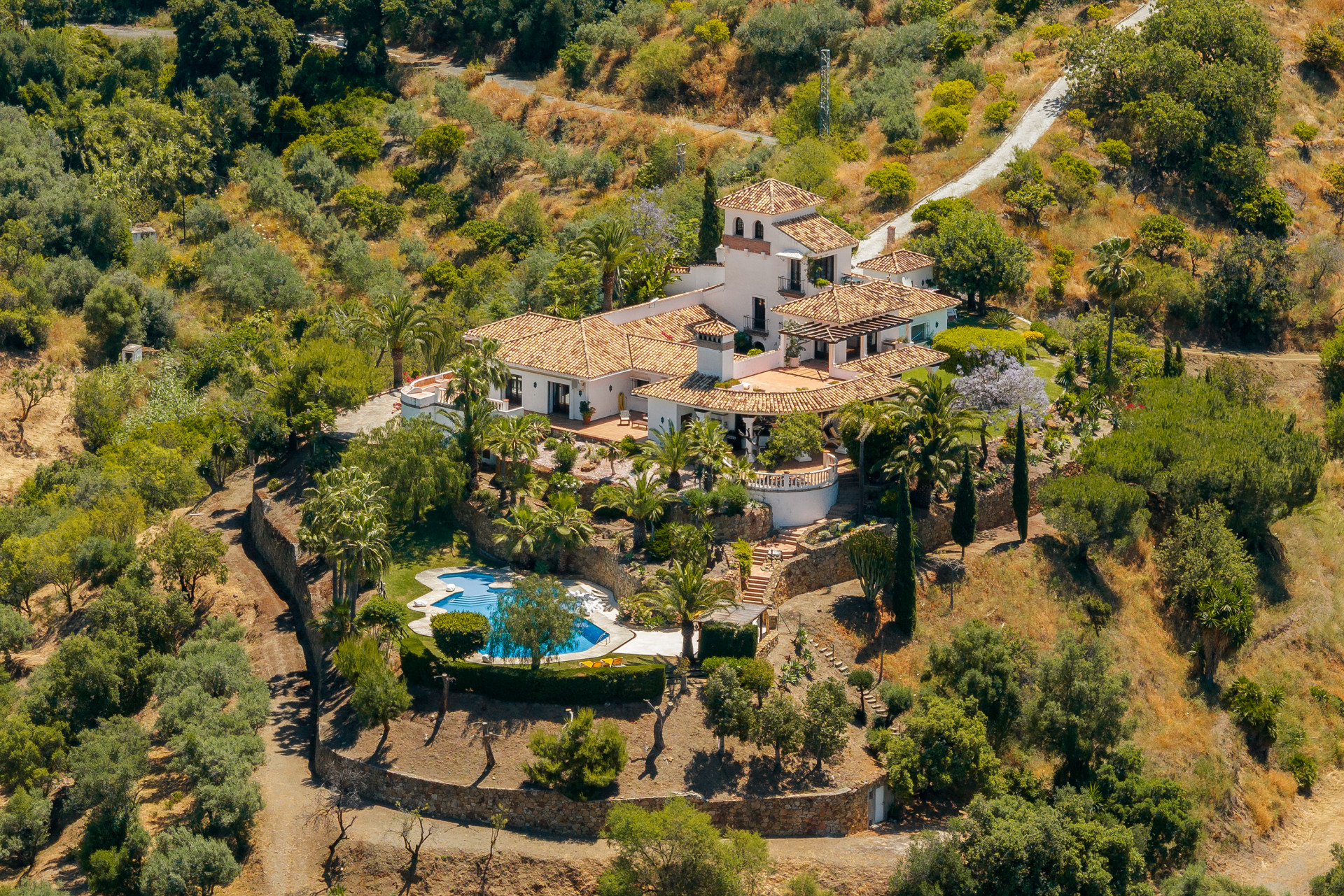 6 Bedroom Villa in Istán - Photo 8