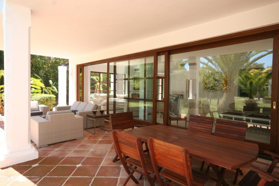 6 Bedroom Villa in San Pedro de Alcántara - Фото 4