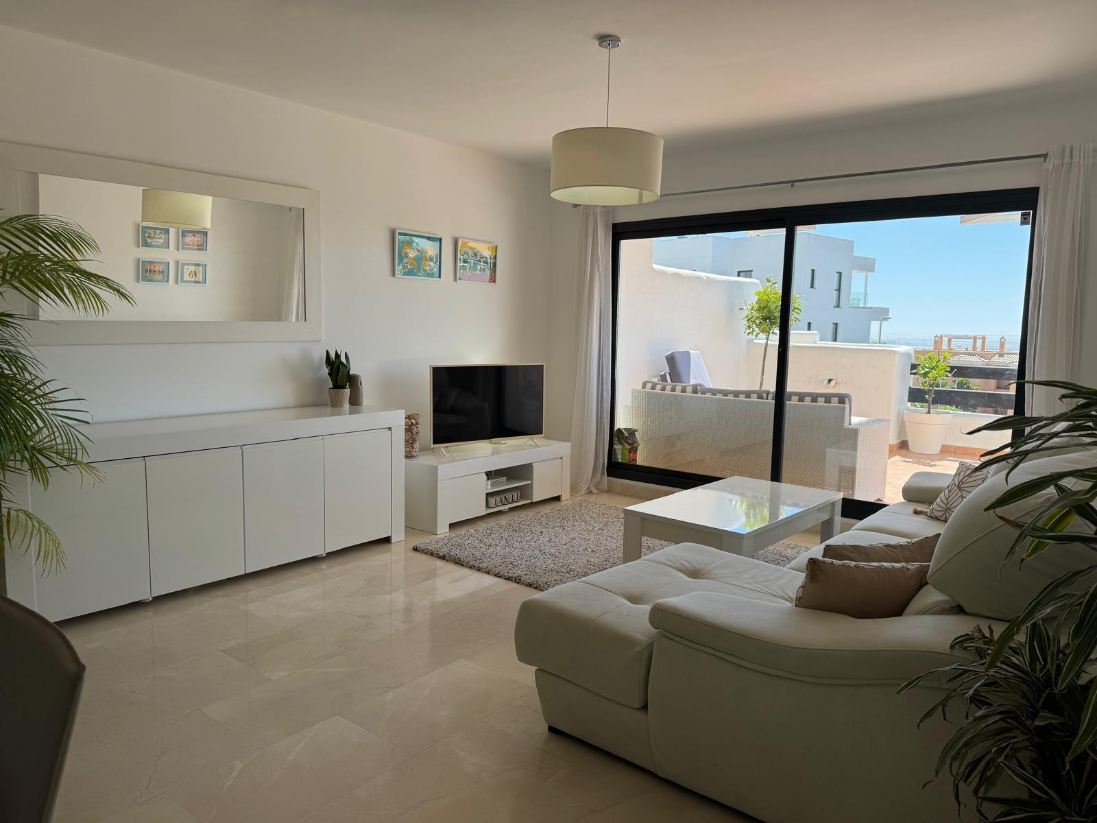 2 Bedroom Apartment in Casares - Photo 18