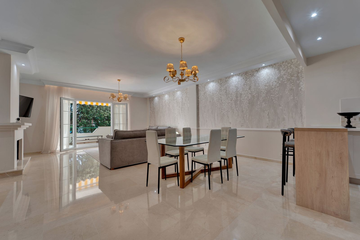 3 Bedroom Apartment in Benahavís - Foto 4