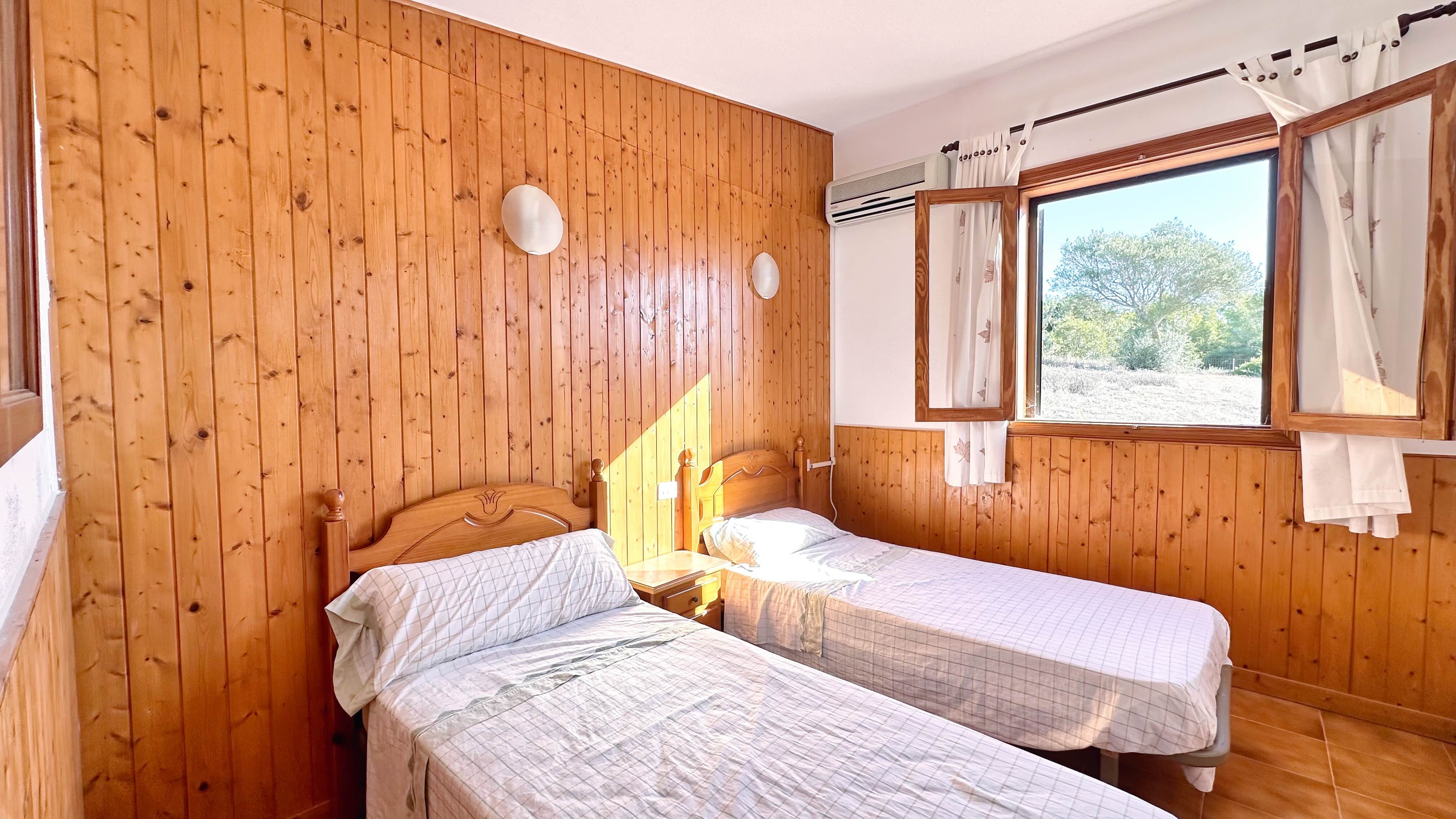 Chalet de 3 dormitorios con piscina en Baleares – Foto 16