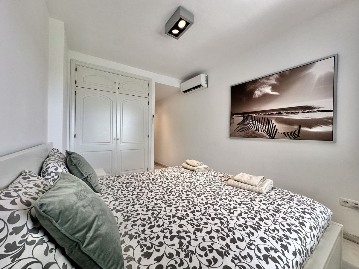 2 Bedroom Apartment in Mijas - Photo 28