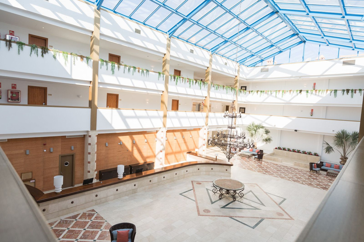 1 Bedroom Apartment in Estepona - Foto 16