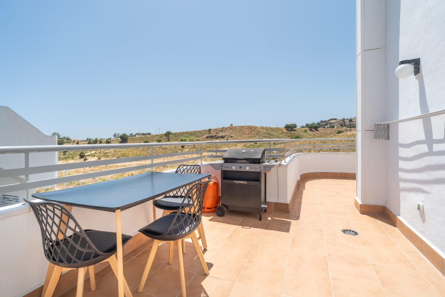 3 Bedroom Penthouse in Mijas - Photo 3