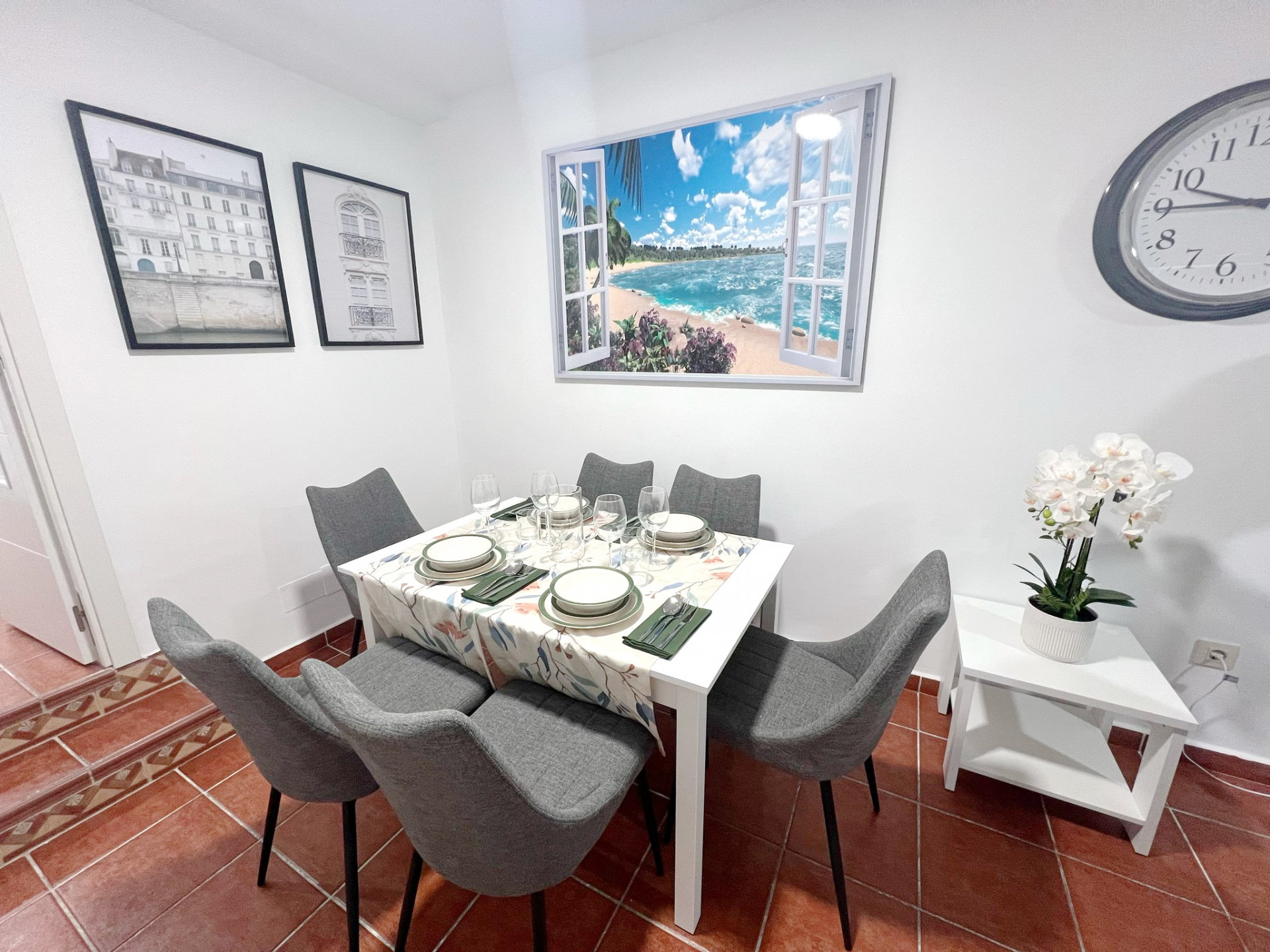 4 Bedroom Apartment in Marbella - Photo 9