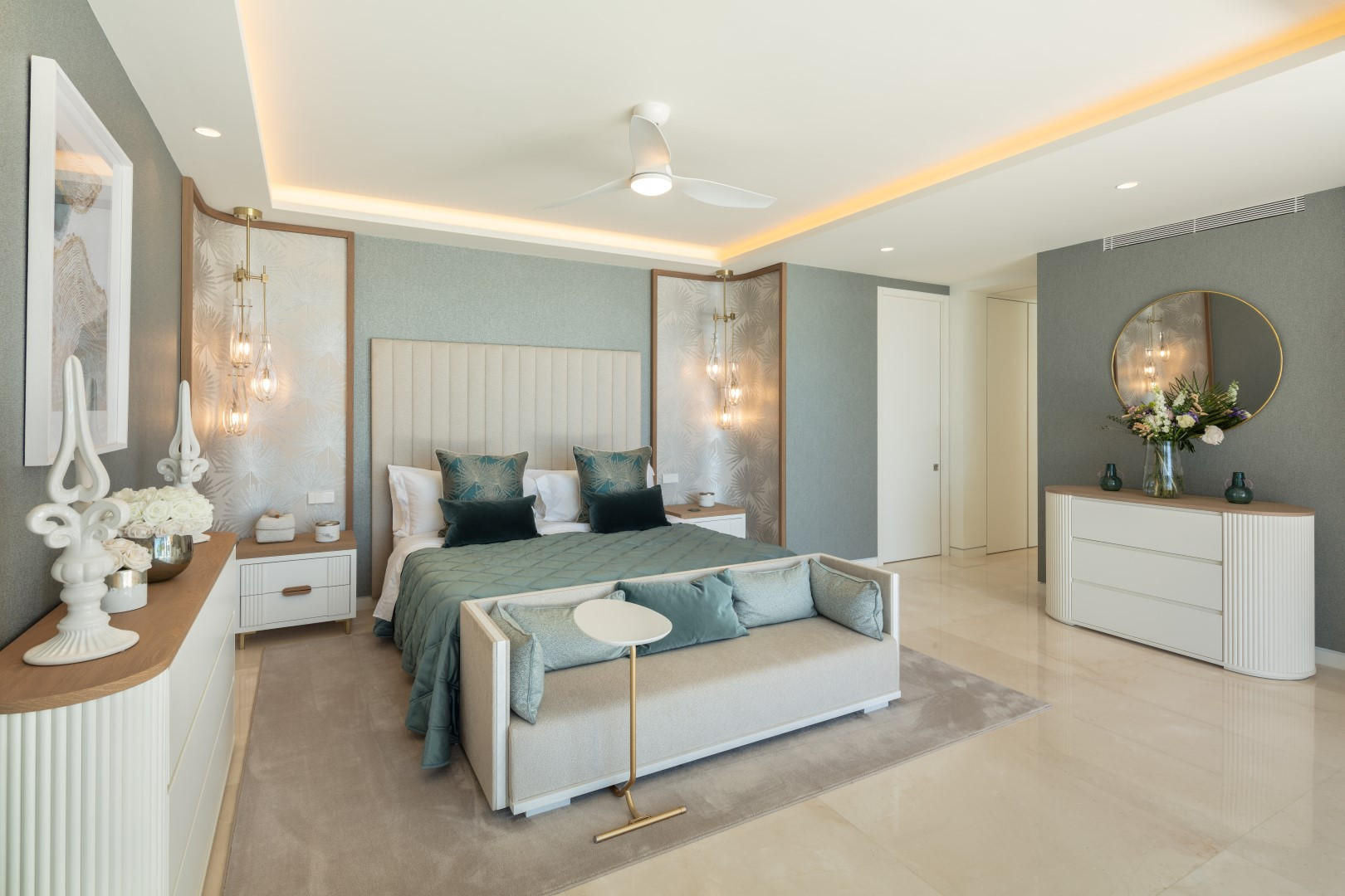 6 Bedroom Apartment in Marbella - Photo 24