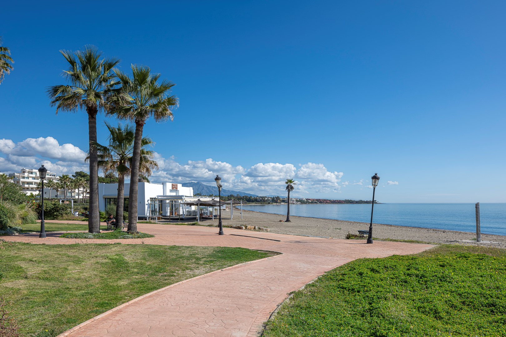 3 Bedroom Apartment in Estepona - Photo 47