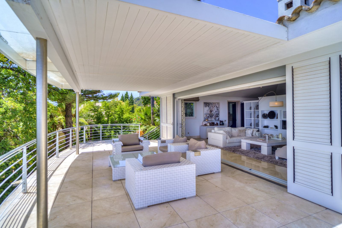 5 Bedroom Villa in Benahavís - Foto 8