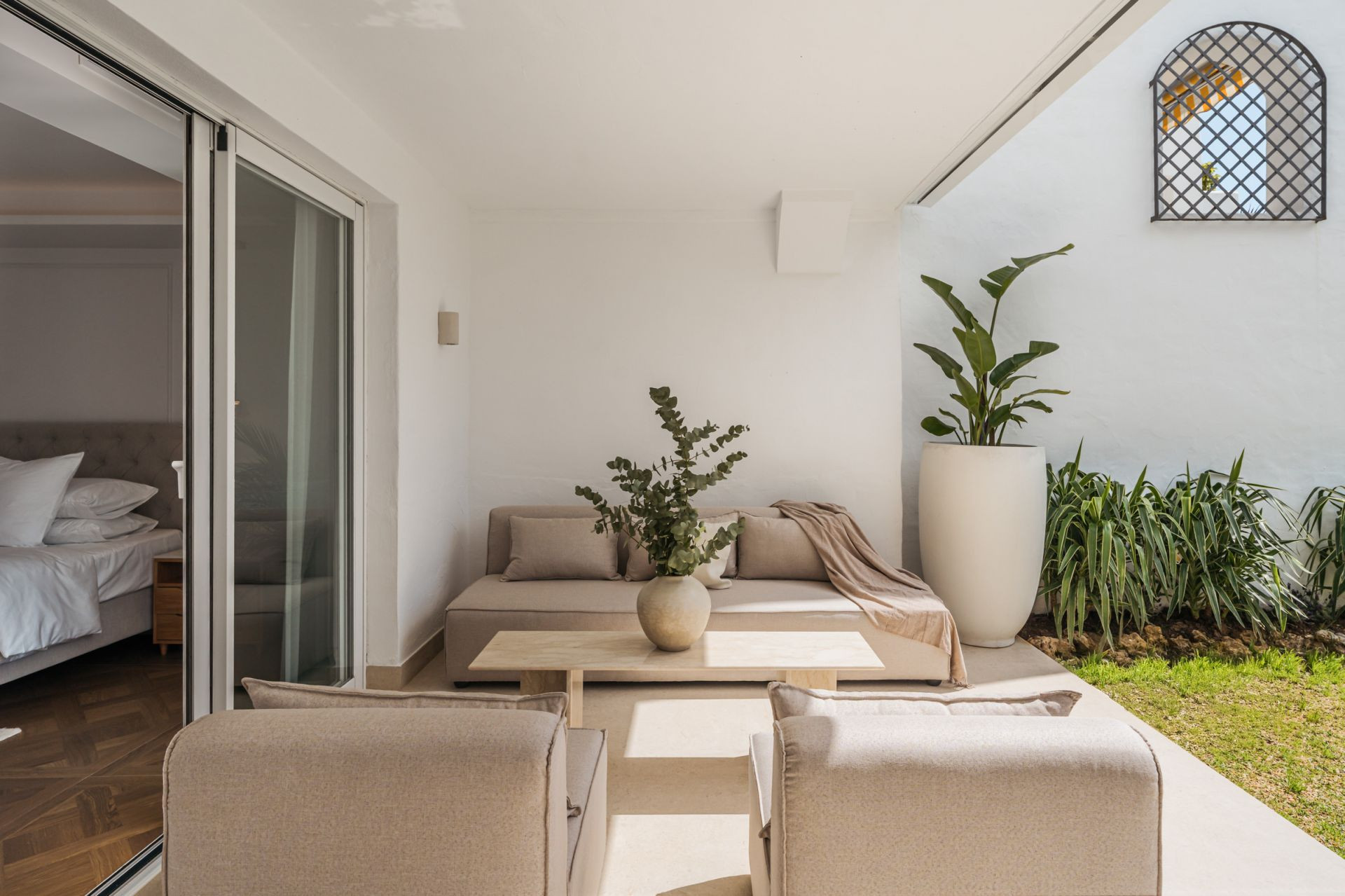 3 Bedroom Apartment in Marbella - Photo 4
