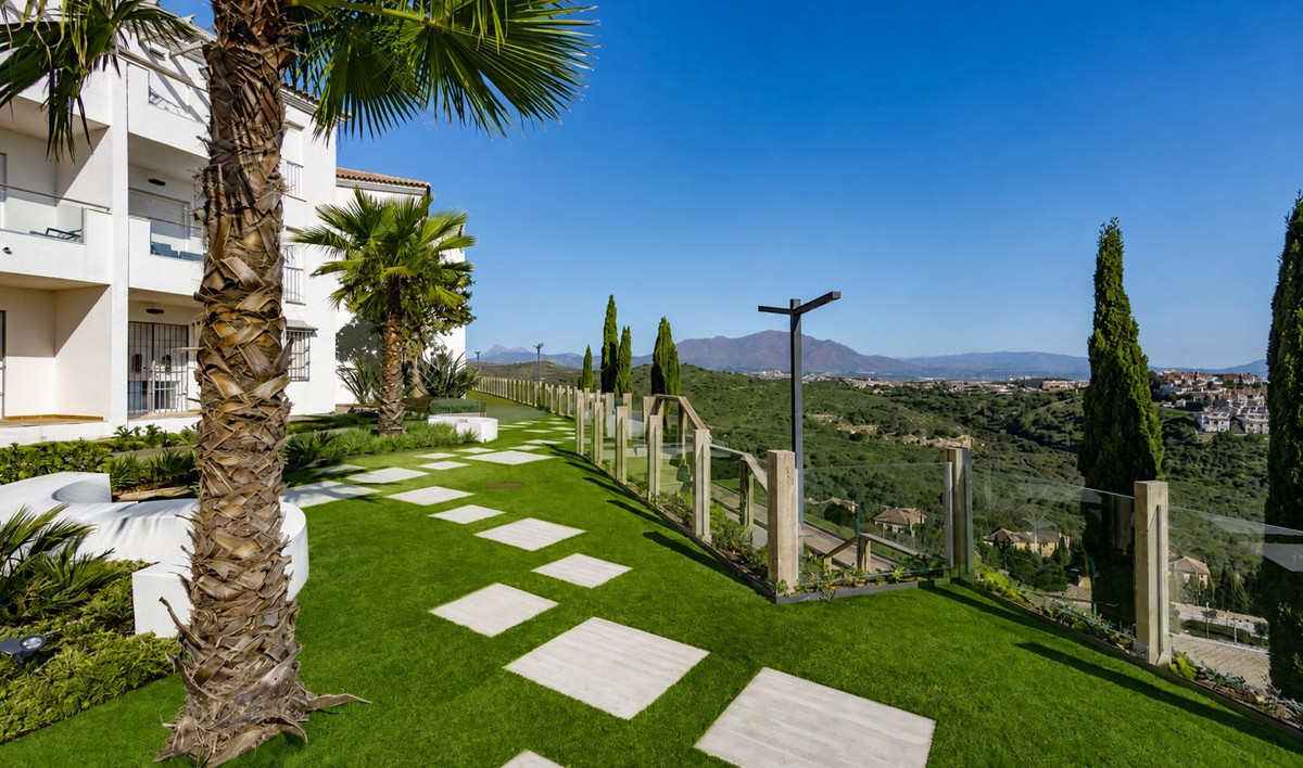3 Bedroom Penthouse in Manilva - Фото 2