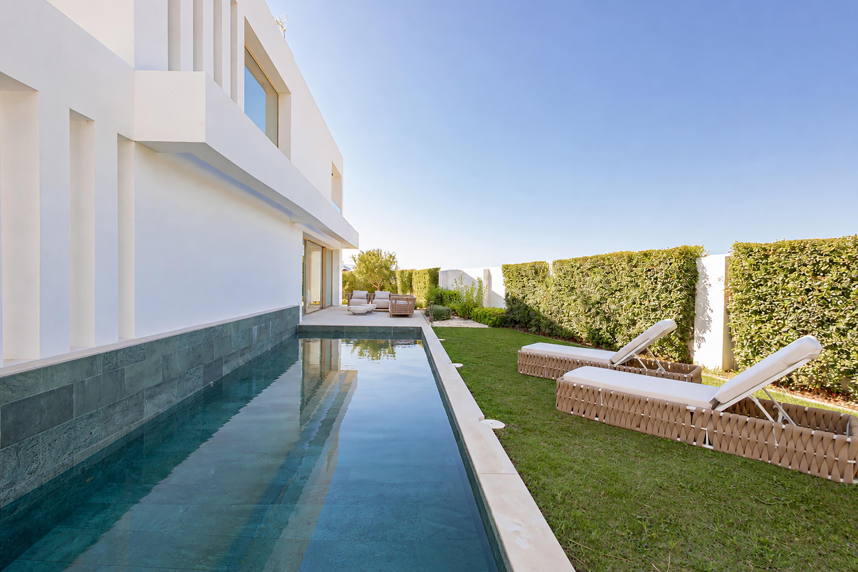 5 Bedroom Villa in Fuengirola - Photo 4