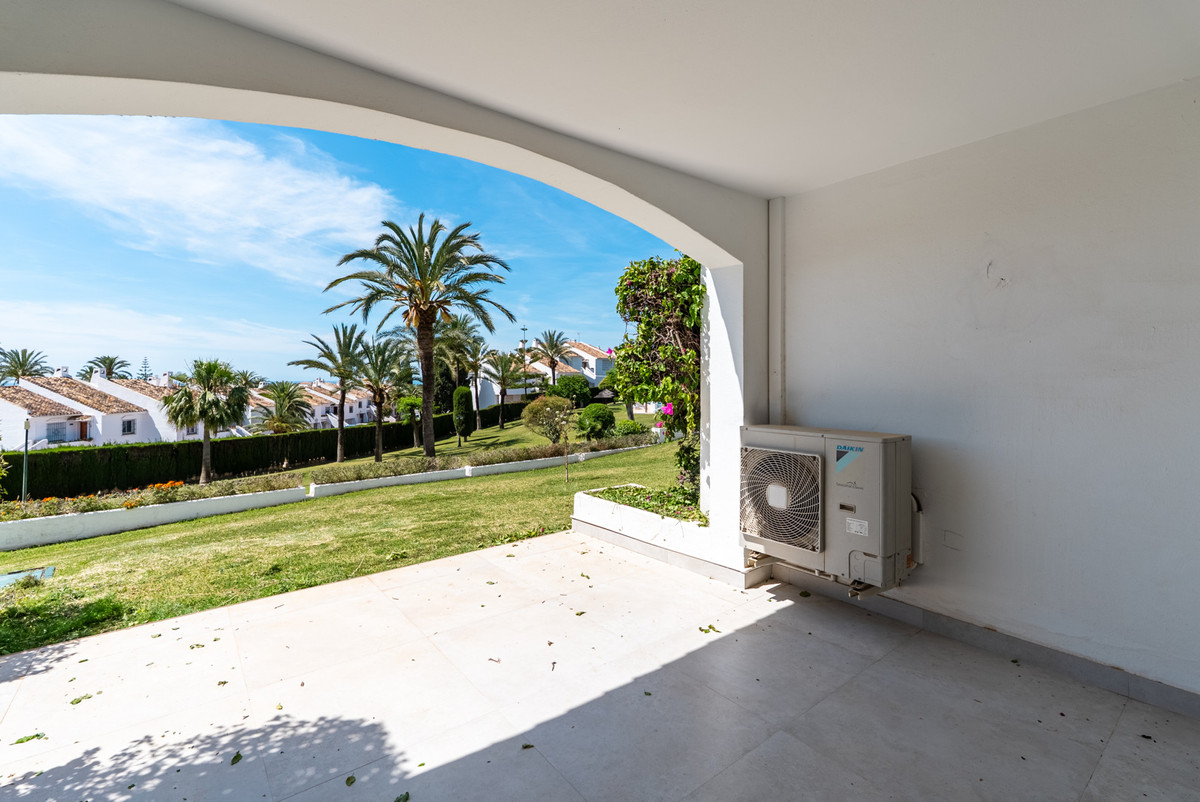 3 Bedroom Apartment in Marbella - Фото 40